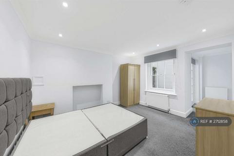 undefined, North Gower Street, London, NW1