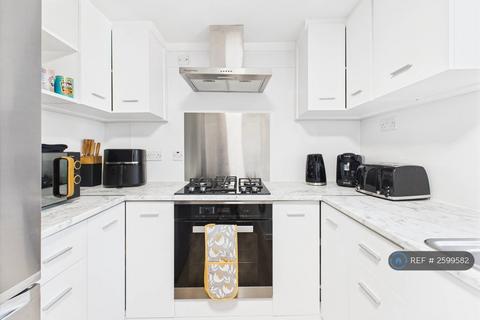 undefined, Lordship Lane, Greater London, N22