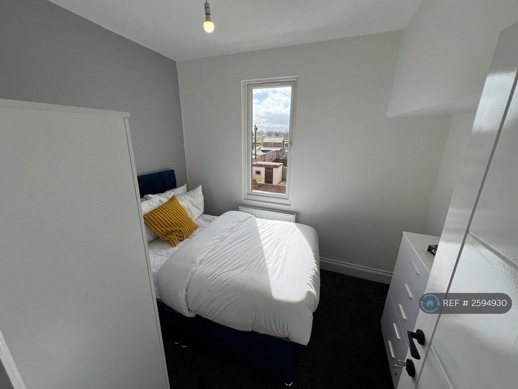 Room 4. The Single/ Small Double
