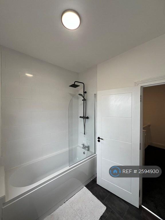 Shared Bathroom For Two Rooms