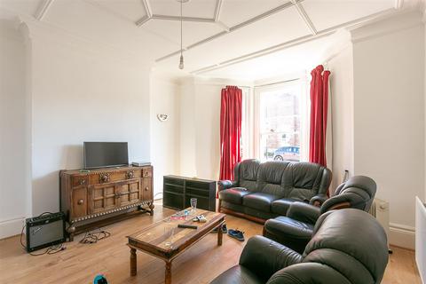 undefined, Queens Terrace, Jesmond, Newcastle upon Tyne