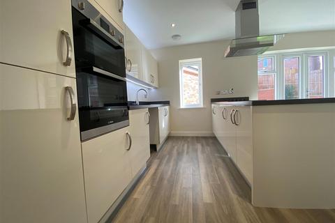 undefined, Glebe Road, Northampton NN2