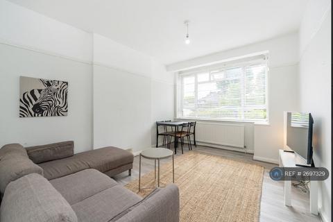 2 bedroom flat to rent, Old House Gardens, Twickenham, TW1