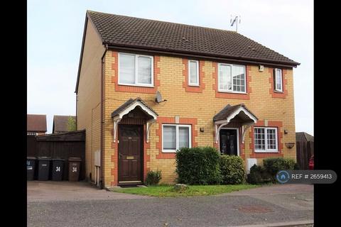 2 bedroom semi-detached house to rent, Simpson Close, Leagrave, Luton, LU4