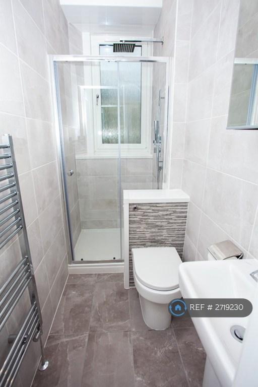 Shower Room / Wc