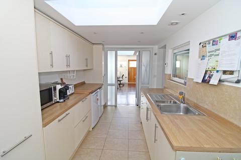 4 bedroom semi-detached house for sale, Wickham Chase, West Wickham, BR4