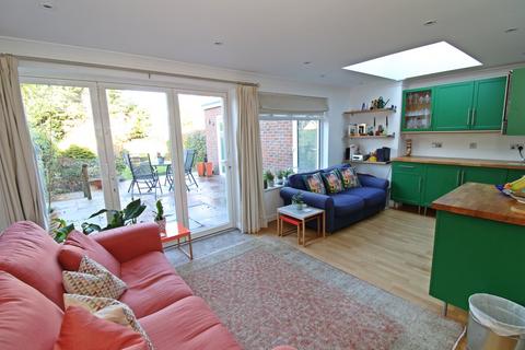 4 bedroom semi-detached house for sale, Wickham Chase, West Wickham, BR4