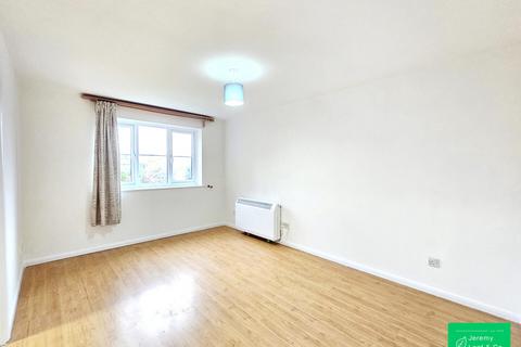 1 bedroom apartment to rent, Blackdown Close, N2
