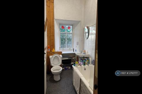 undefined, Cathkin Road, Glasgow, G42