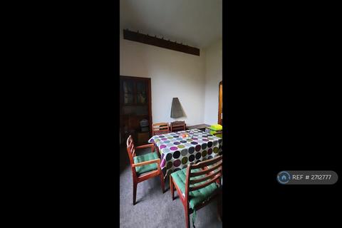 undefined, Cathkin Road, Glasgow, G42