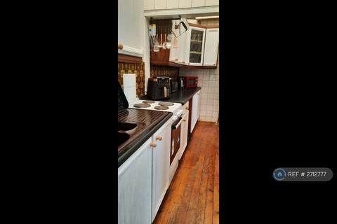undefined, Cathkin Road, Glasgow, G42