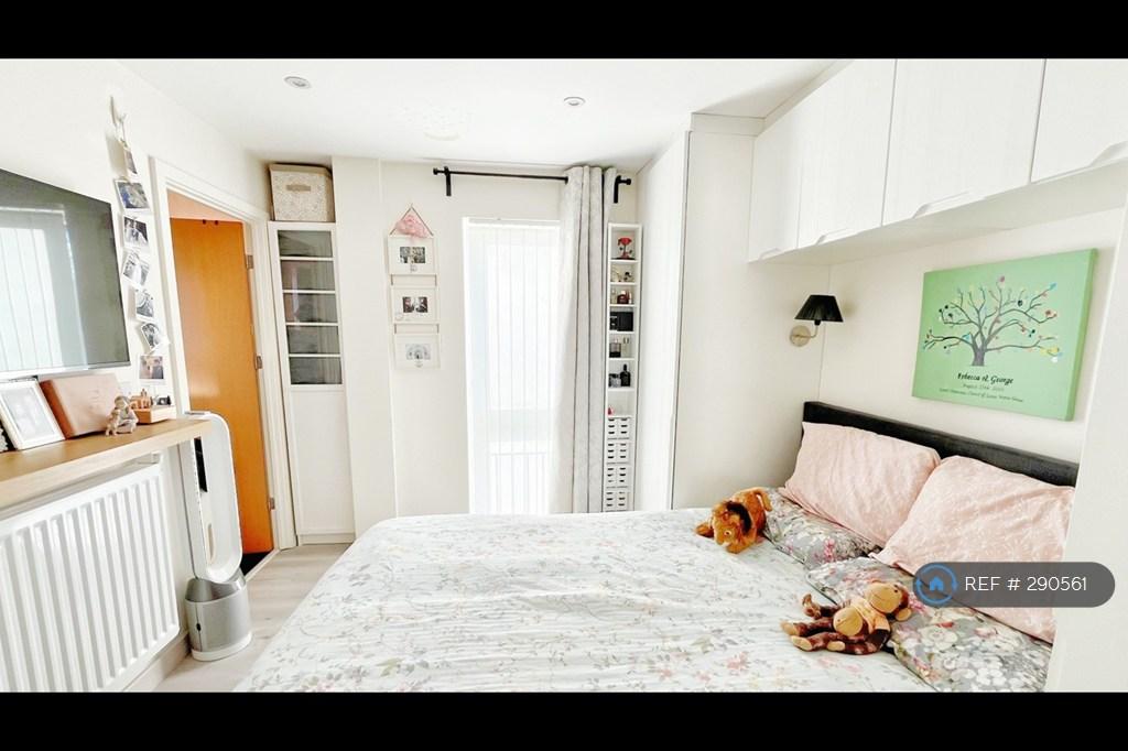Master Bedroom With En-Suite