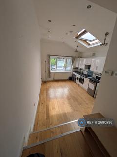 1 bedroom flat to rent, Stanley Road, Teddington, TW11