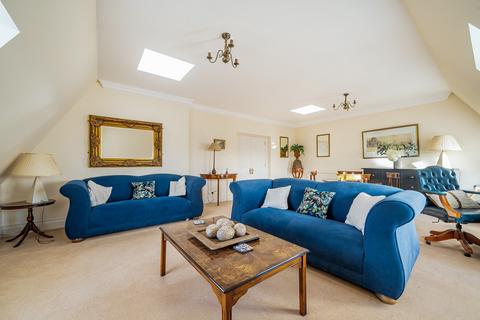 undefined, Portsmouth Road, Godalming GU8
