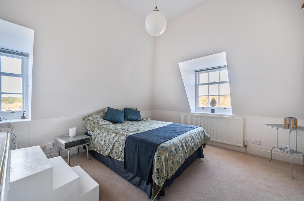 1386720-8-692ee3d...