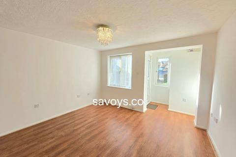 1 bedroom terraced house to rent, Shearwater Close, Stevenage