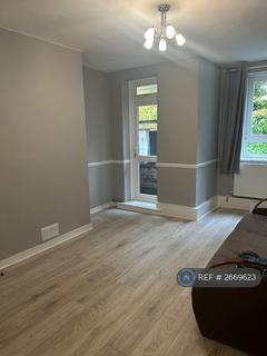2 bedroom flat to rent, Beaufoy House, London, SE27