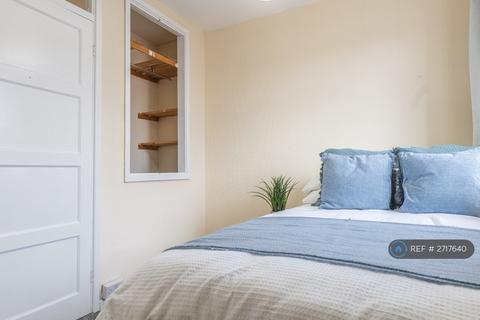 4 bedroom terraced house to rent, Mortimer Road, Filton, Bristol, BS34