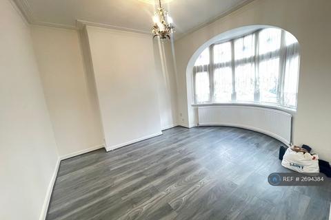 4 bedroom terraced house to rent, Cumberland Road, London, E13