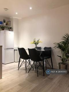 2 bedroom flat to rent, Hinton Road, Bournemouth, BH1