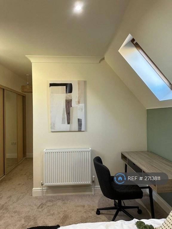 Large En-Suite Room