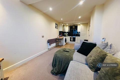 2 bedroom flat to rent, Richardshaw Lane, Pudsey, LS28