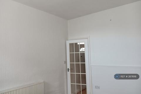 2 bedroom terraced house to rent, Emberton Street, Chesterton, Newcastle-Under-Lyme, ST5