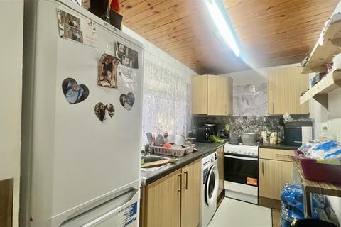 undefined, Harris Close, Hounslow TW3