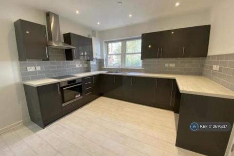 2 bedroom flat to rent, Commercial Road, Poole, BH14