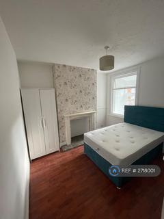 4 bedroom terraced house to rent, Llanover Road, London, SE18