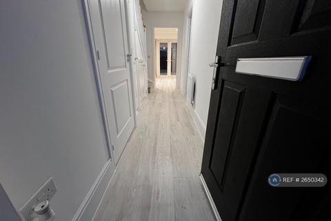 undefined, Emmeline Avenue, Swanscombe, DA10