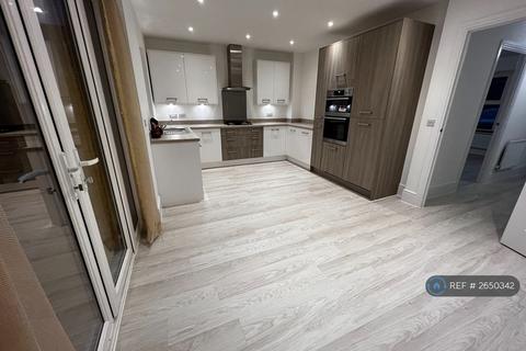 undefined, Emmeline Avenue, Swanscombe, DA10