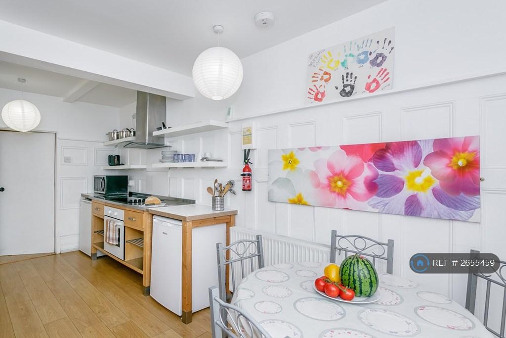 Kitchen With Dishwasher/Laundry Facilities