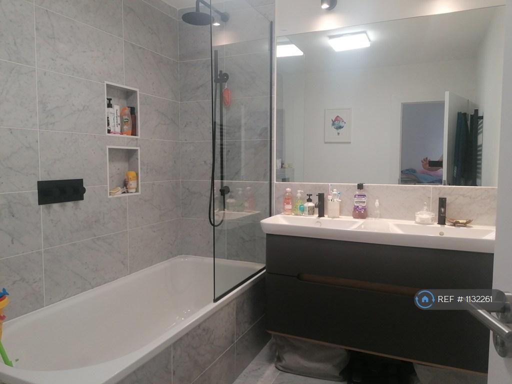 Large Bathroom