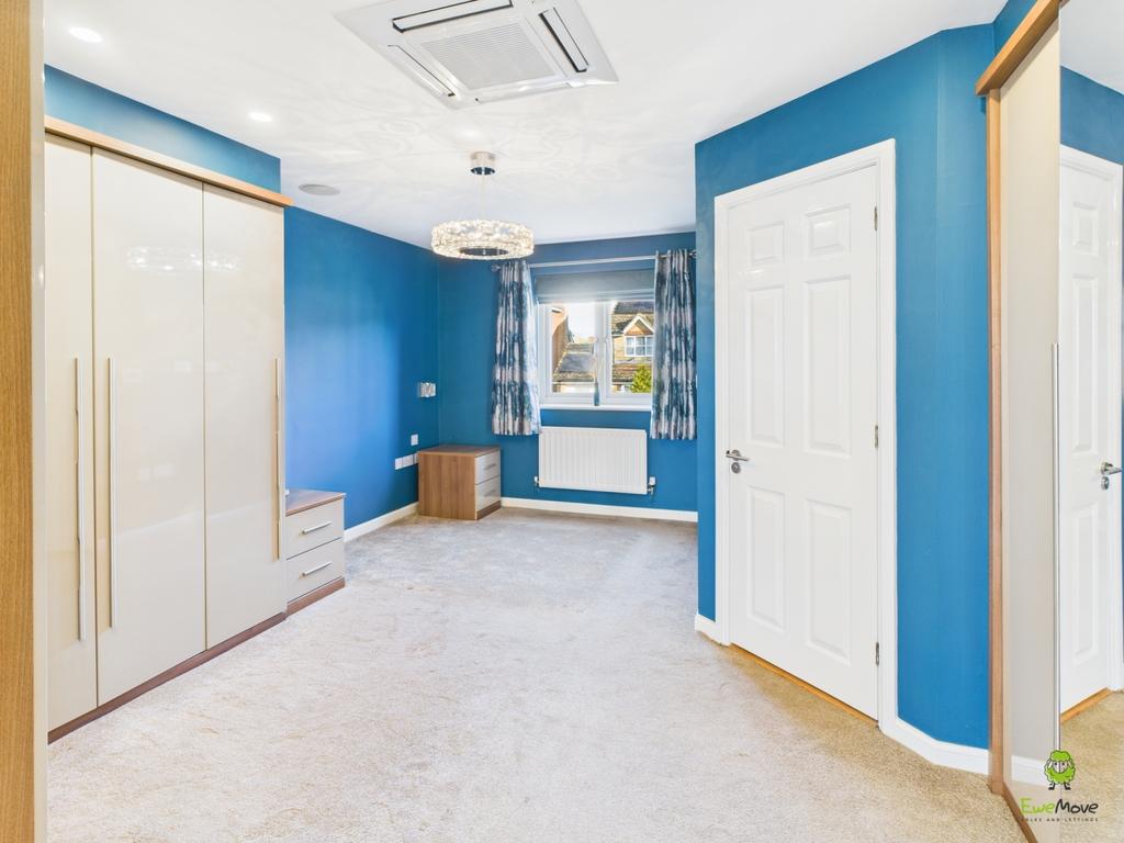 Presented by James at Ewe Move Bexleyheath and Dart