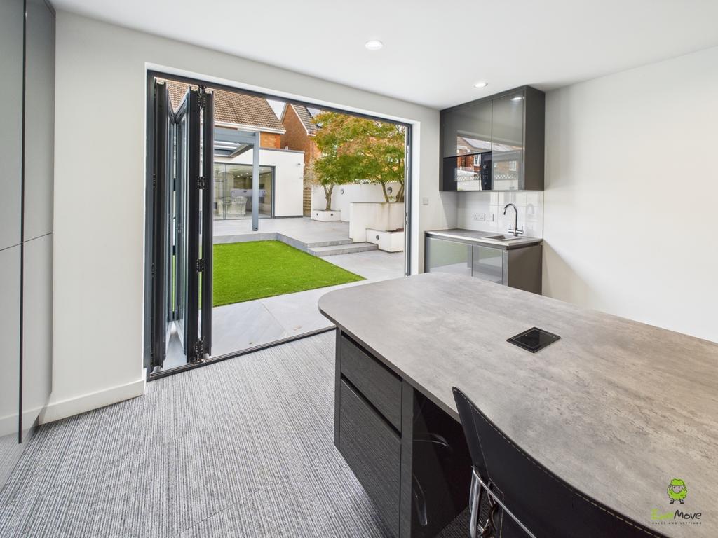 Presented by James at Ewe Move Bexleyheath and Dart