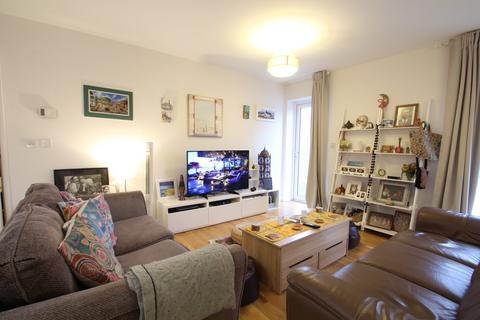 3 bedroom apartment for sale, Wintergreen Boulevard, West Drayton UB7