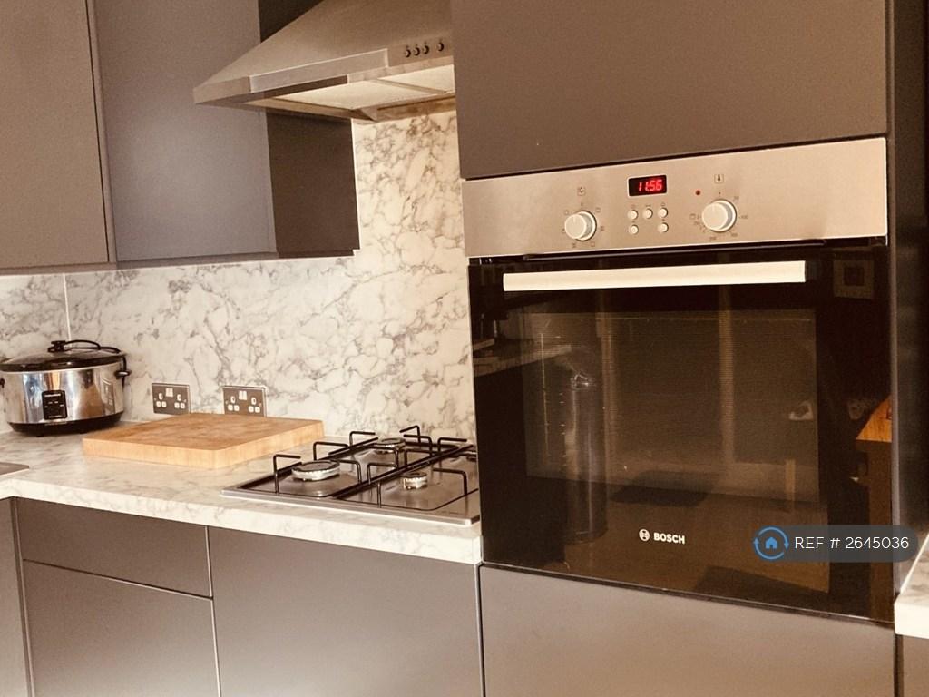 Oven