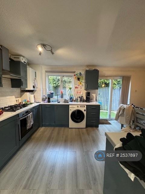 Kitchen (Ii)