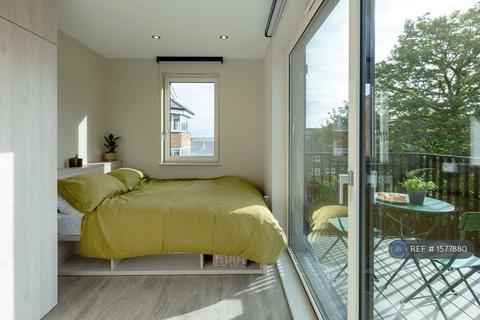undefined, Augustus Road, London, SW19