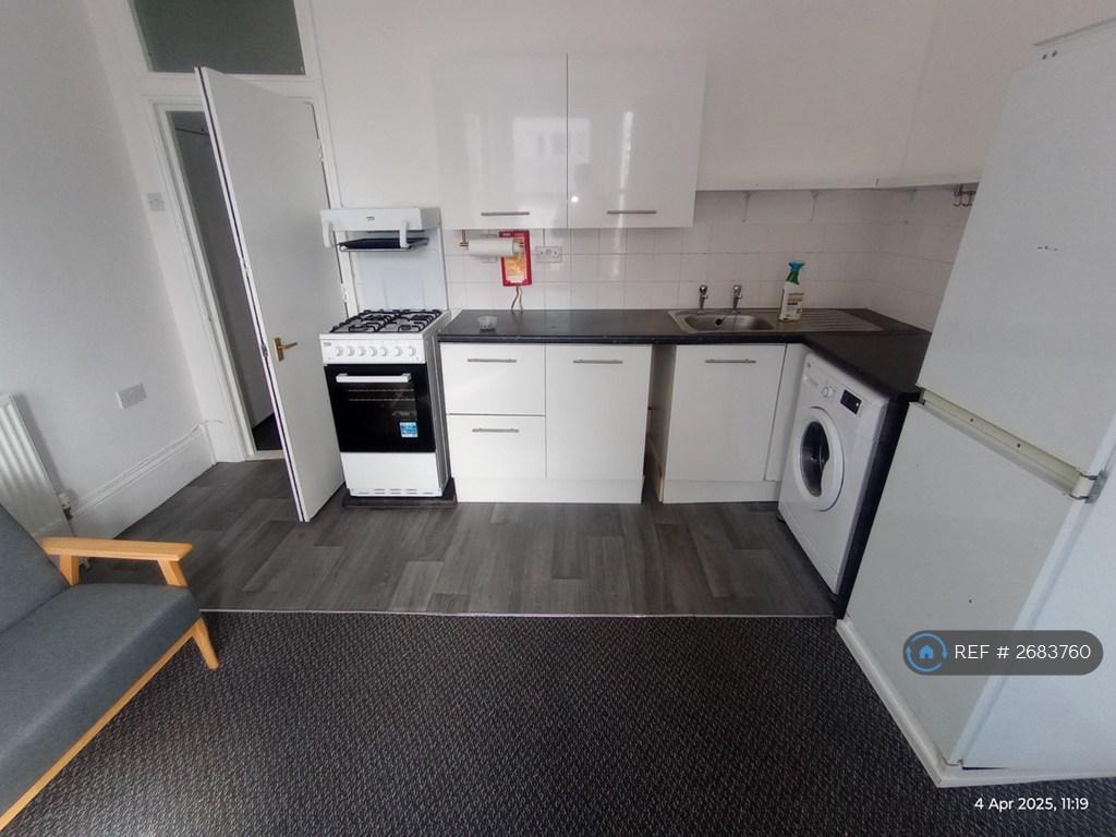 Kitchen Living Area
