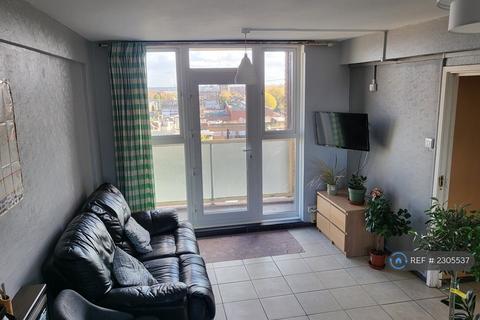 2 bedroom flat to rent, Amhurst Park, London, N16