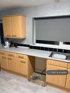 3 bedroom terraced house to rent, Springville Terrace, Bradford, BD10
