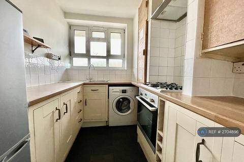 1 bedroom flat to rent, Appleshaw House, London, SE5