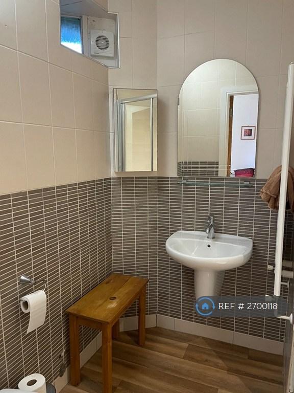 En Suite Shower