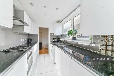 4 bedroom semi-detached house to rent, Portland Road, Kingston, KT1