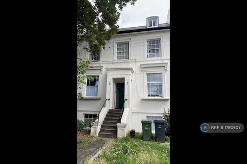 4 bedroom maisonette to rent, Moorland Road, London, SW9