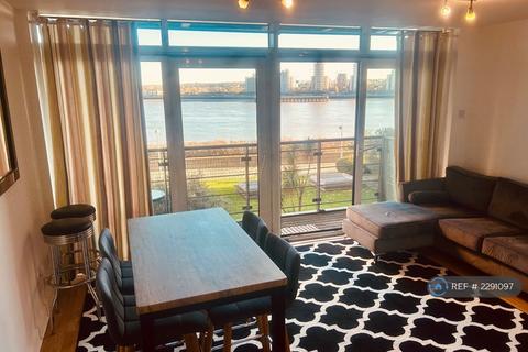 2 bedroom flat to rent, Fishguard Way, London, E16
