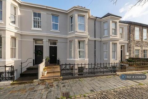 2 bedroom flat to rent, Stonehouse, Plymouth, PL1