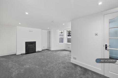 2 bedroom flat to rent, Stonehouse, Plymouth, PL1